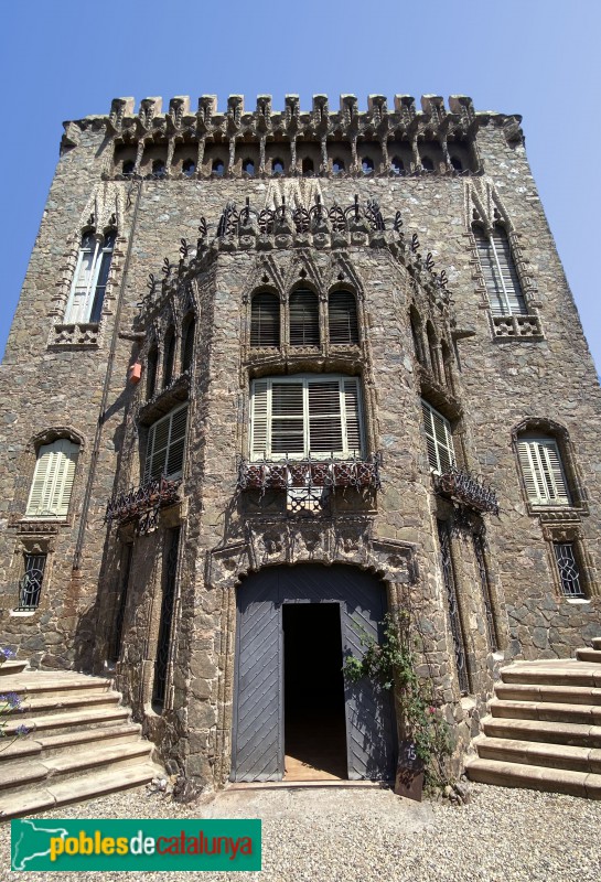 Barcelona - Torre Bellesguard (Foto: Albert Esteves, 2020) Barcelona - Torre Bellesguard
