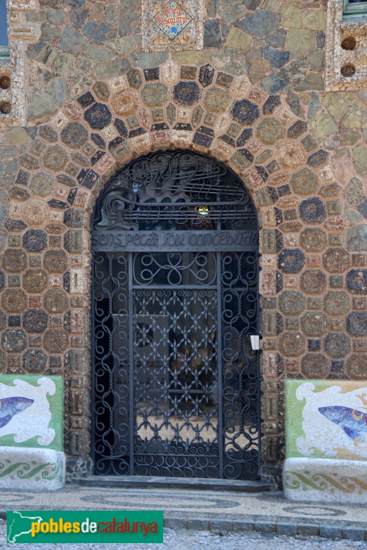 Barcelona - Torre Bellesguard (Foto: Albert Esteves, 2020) Barcelona - Torre Bellesguard