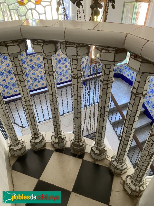 Barcelona - Torre Bellesguard. Interior (Foto: Albert Esteves, 2020) Barcelona - Torre Bellesguard. Interior