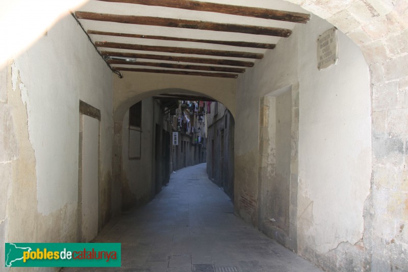 Barcelona - Volta dels Cecs de Sant Cugat (Foto: Albert Esteves, 2013) Barcelona - Volta dels Cecs de Sant Cugat