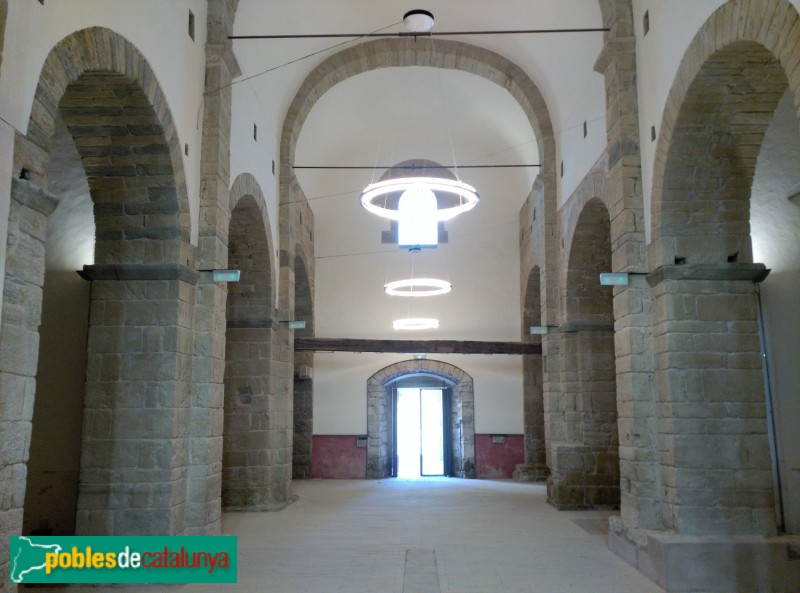 Cruïlles - Monestir de Sant Miquel de Cruïlles (Foto: Paputx, 2016) Cruïlles - Monestir de Sant Miquel de Cruïlles