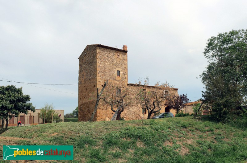Cruïlles - Torre Mirona o de Caramany (Foto: Albert Esteves, 2019) Cruïlles - Torre Mirona o de Caramany