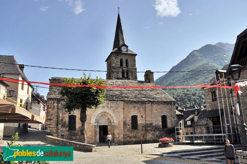 Bossòst - Església de l'Assumpció o de la Purificació (Foto: Joan Sànchez Sabé, 2014) Bossòst - Església de l'Assumpció o de la Purificació