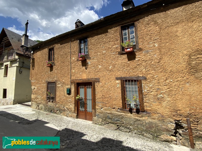Bossòst. Casa tradicional (Foto: Albert Esteves, 2020) Bossòst. Casa tradicional