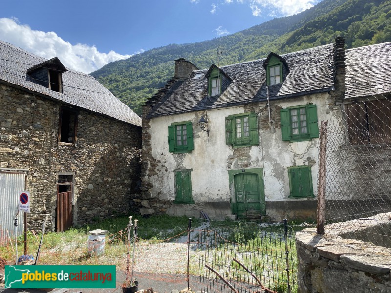 Una casa de Les (1826) (Foto: Albert Esteves, 2020) Una casa de Les (1826)