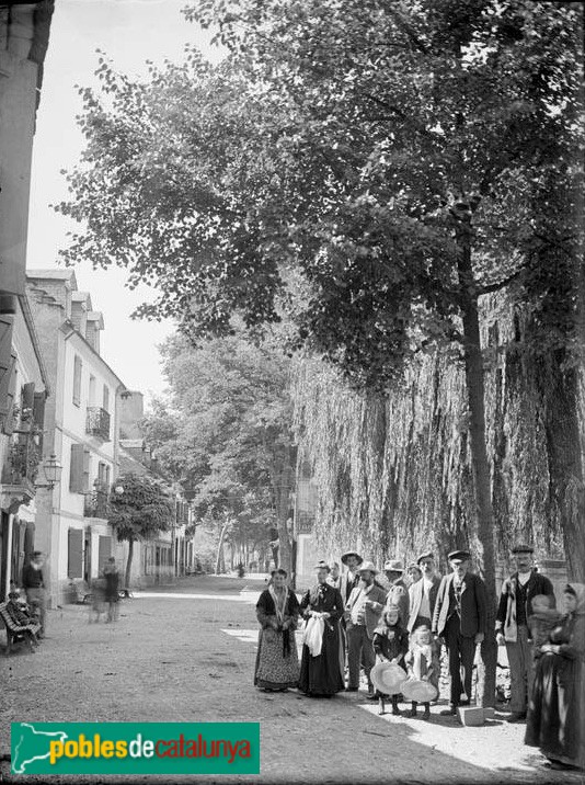 Les (Foto: Juli Soler Santaló - Arxiu Fotogràfic Centre Excursionista de Catalunya -, 1907) Les