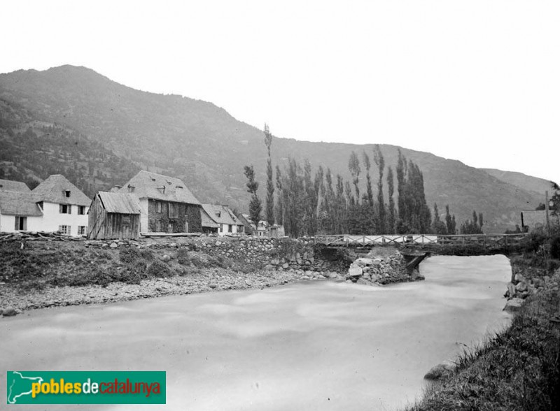Les (Foto: Lluís Marià Vidal - Arxiu Fotogràfic Centre Excursionista de Catalunya -, 1891) Les