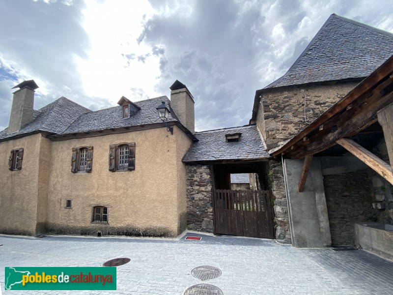 Casa de Vilamòs (Foto: Albert Esteves, 2020) Casa de Vilamòs