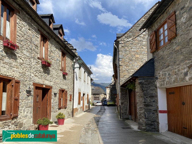 Carrer d'Es Bòrdes (Foto: Albert Esteves, 2020) Carrer d'Es Bòrdes