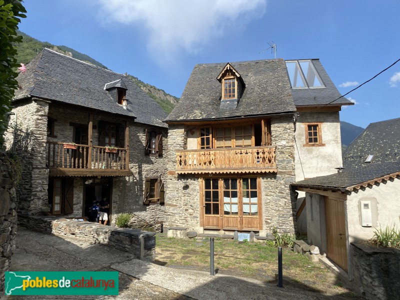 Una casa d'Es Bòrdes (Foto: Albert Esteves, 2020) Una casa d'Es Bòrdes