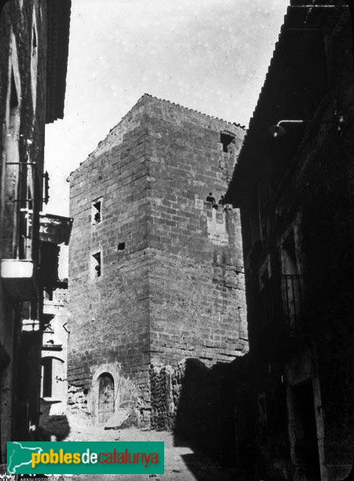 L'Albagés - Castell (Foto: Ceferí Rocafort -Arxiu Fotogràfic Centre Excursionista de Catalunya-, c.1907) L'Albagés - Castell