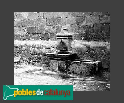Granyena de les Garrigues - Font de l'Església (Foto: Josep Salvany -Fons Salvany. Biblioteca de Catalunya-, 1921) Granyena de les Garrigues - Font de l'Església