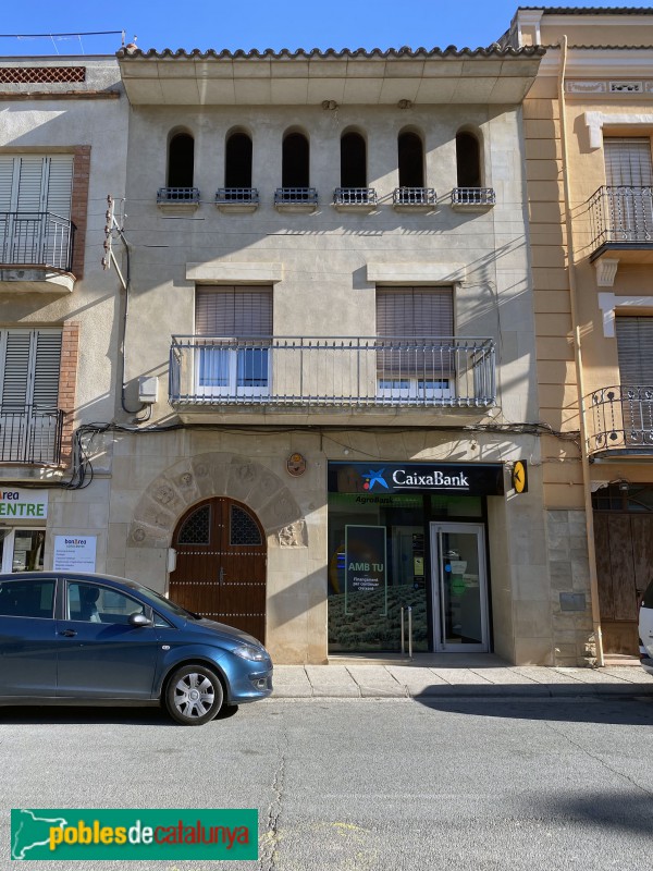 La Granadella - Portal de Cal Baltrons (Foto: Albert Esteves, 2020) La Granadella - Portal de Cal Baltrons