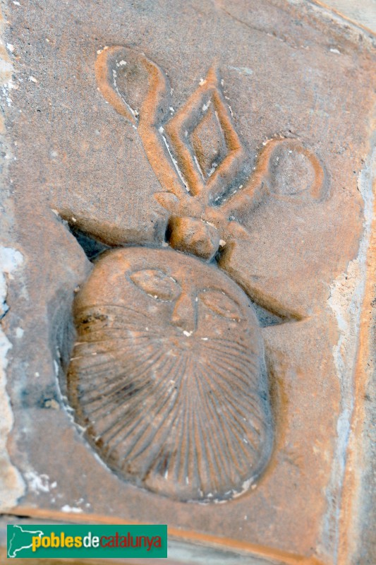 La Granadella - Portal de Cal Baltrons (Foto: Albert Esteves, 2020) La Granadella - Portal de Cal Baltrons