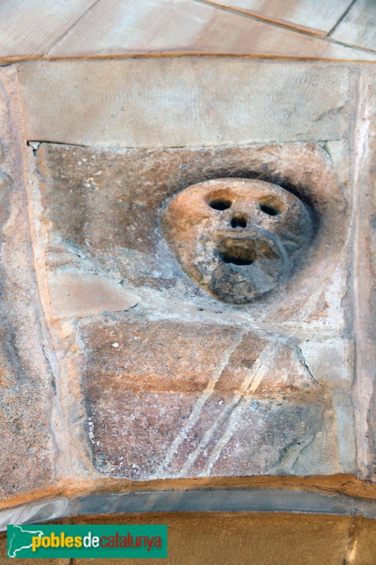 La Granadella - Portal de Cal Baltrons (Foto: Albert Esteves, 2020) La Granadella - Portal de Cal Baltrons