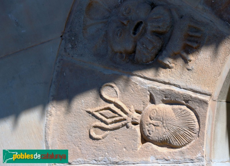 La Granadella - Portal de Cal Baltrons (Foto: Albert Esteves, 2020) La Granadella - Portal de Cal Baltrons