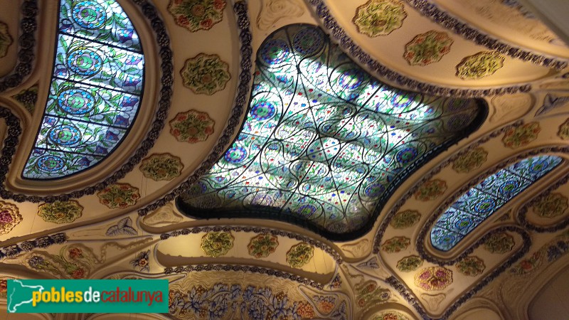 Barcelona - Hotel Quatre Nacions. Antiga cafeteria (Foto: <i>Xavier Cavallé</i>, 2020) Barcelona - Hotel Quatre Nacions. Antiga cafeteria