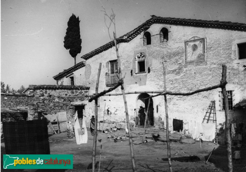 Barcelona - Can Calopa de Dalt (Foto: Ricard Martí Alberó -Arxiu Fotogràfic Centre Excursionista de Catalunya-, c.1933) Barcelona - Can Calopa de Dalt