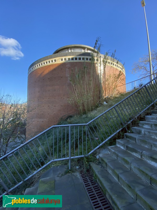 Barcelona - Cilindre d'Horta (Foto: Albert Esteves, 2021) Barcelona - Cilindre d'Horta