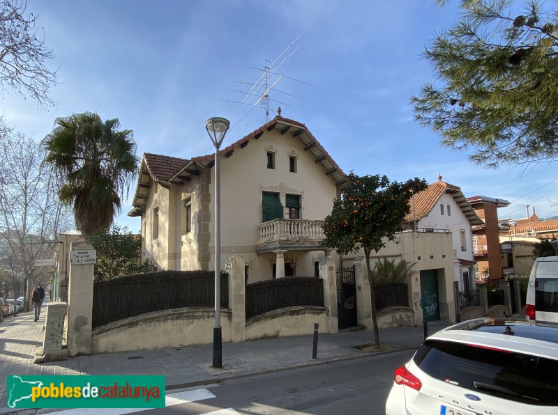 Barcelona - Font de la Mulassa, 34-36 (Foto: Albert Esteves, 2021) Barcelona - Font de la Mulassa, 34-36