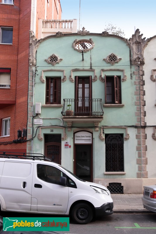 Barcelona - Renaixença, 30 (Foto: Albert Esteves, 2021) Barcelona - Renaixença, 30