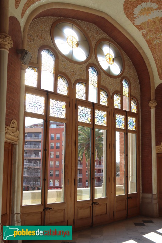 Hospital de Sant Pau - Sala Domènech i Montaner (Foto: Albert Esteves, 2021) Hospital de Sant Pau - Sala Domènech i Montaner