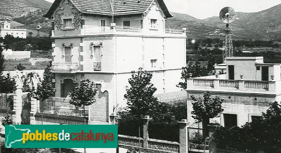 Barcelona - Antiga casa Sans-Bernet - <i>Arxiu Municipal del Districte d'Horta-Guinardó</i> Barcelona - Antiga casa Sans-Bernet - <i>Arxiu Municipal del Districte d'Horta-Guinardó</i>