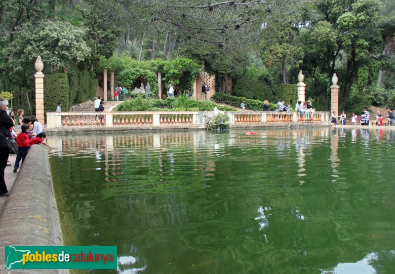 Barcelona - Jardins del Laberint d'Horta. Estany (Foto: Albert Esteves, 2014) Barcelona - Jardins del Laberint d'Horta. Estany
