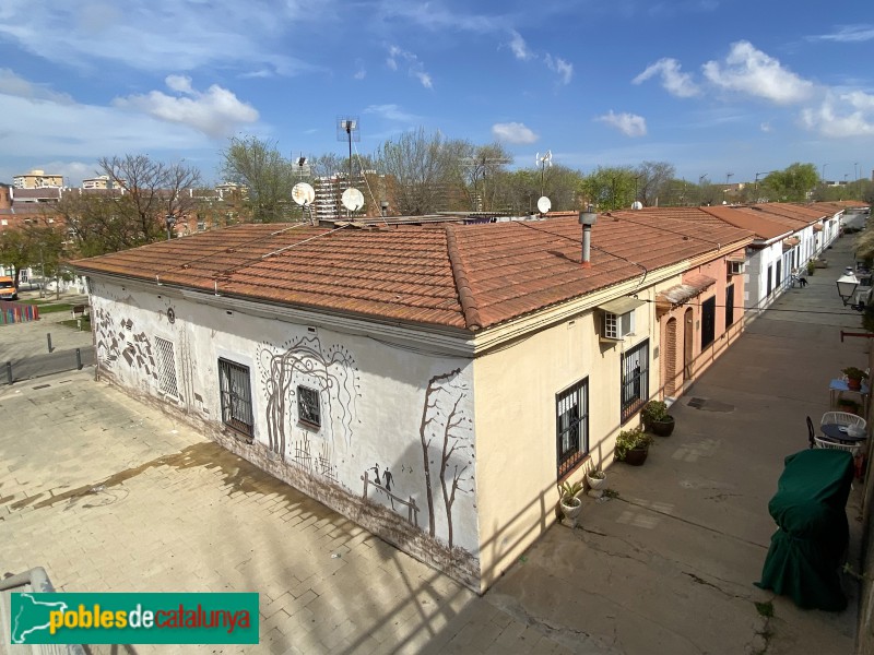 Barcelona - Cases Barates (Can Peguera) (Foto: Albert Esteves, 2021) Barcelona - Cases Barates (Can Peguera)