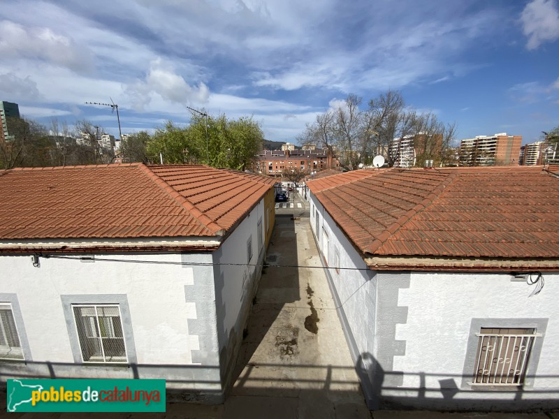 Barcelona - Cases Barates (Can Peguera) (Foto: Albert Esteves, 2021) Barcelona - Cases Barates (Can Peguera)