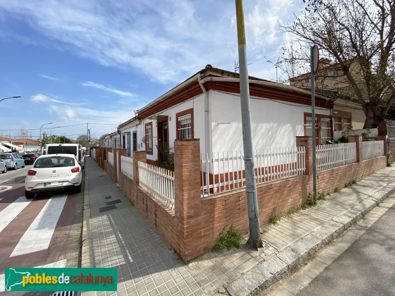 Barcelona - Cases Barates (Can Peguera) (Foto: Albert Esteves, 2021) Barcelona - Cases Barates (Can Peguera)