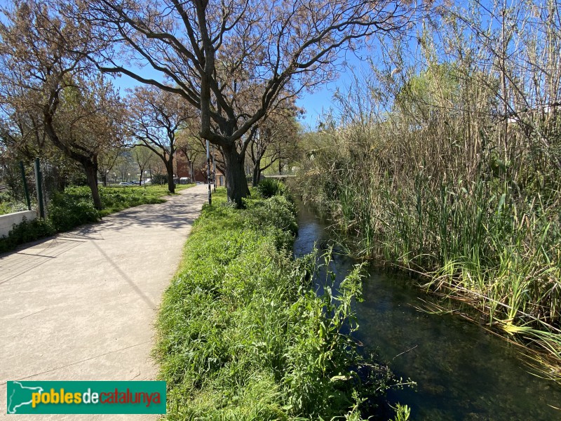 Barcelona - Rec Comtal a Vallbona (Foto: Albert Esteves, 2021) Barcelona - Rec Comtal a Vallbona