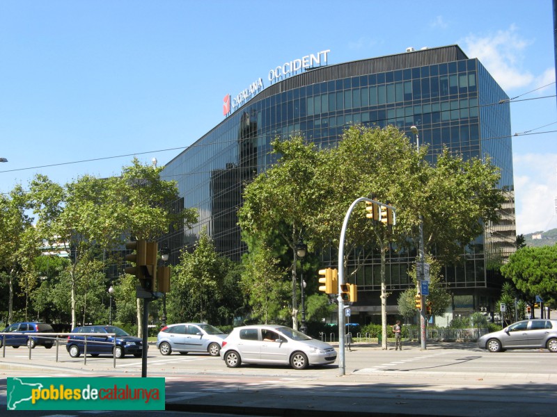 Barcelona - Edifici Catalana Occident (Foto: Albert Esteves, 2010) Barcelona - Edifici Catalana Occident