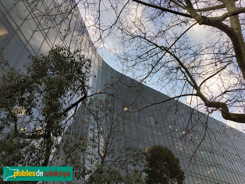 Barcelona - Edifici Catalana Occident (Foto: Anna Corcoll, 2021) Barcelona - Edifici Catalana Occident