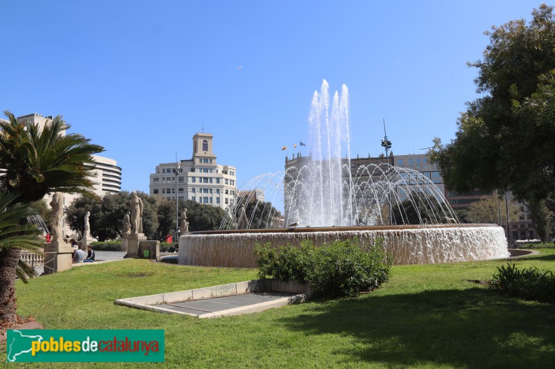 Barcelona - Plaça Catalunya (Foto: Albert Esteves, 2021) Barcelona - Plaça Catalunya