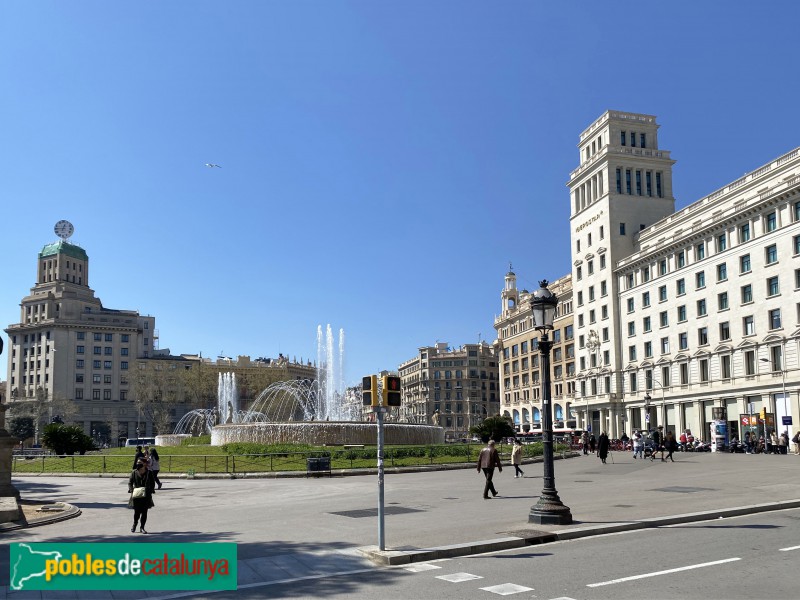 Barcelona - Plaça Catalunya (Foto: Albert Esteves, 2021) Barcelona - Plaça Catalunya