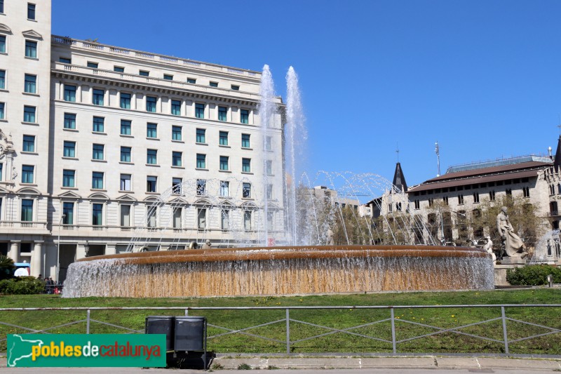 Barcelona - Plaça Catalunya (Foto: Albert Esteves, 2021) Barcelona - Plaça Catalunya