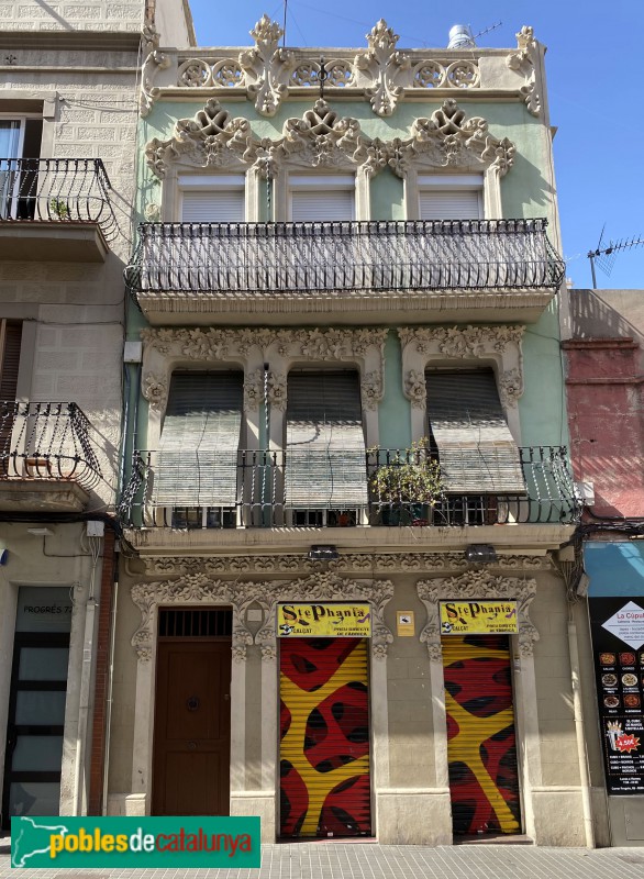 L'Hospitalet de Llobregat - Progrés, 70 (Foto: Albert Esteves, 2021) L'Hospitalet de Llobregat - Progrés, 70