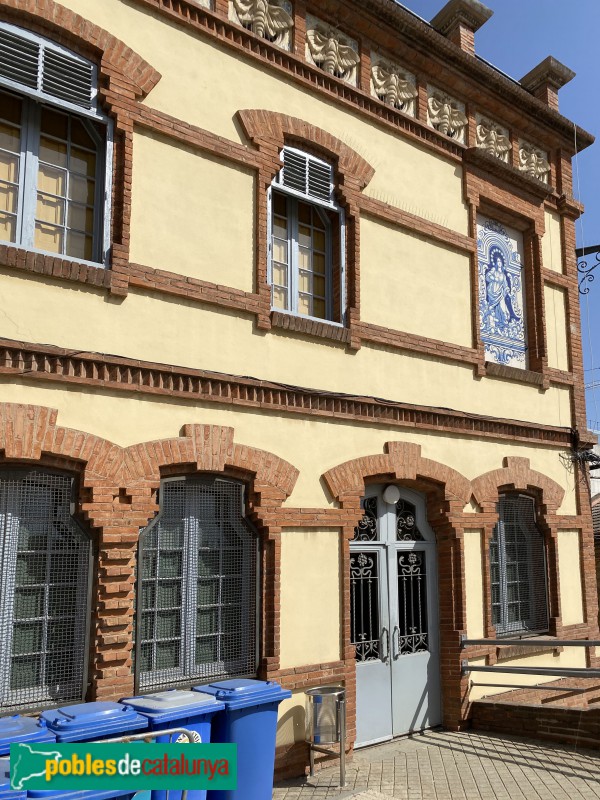 L'Hospitalet de Llobregat - Can Vilumara. Casa del director