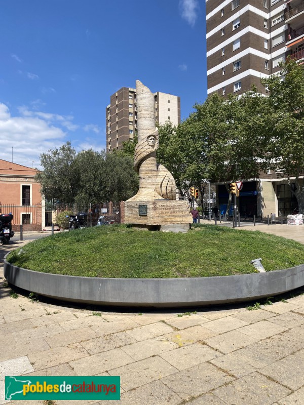 L'Hospitalet de Llobregat - Monument a Rafael Casanova (Foto: Albert Esteves, 2021) L'Hospitalet de Llobregat - Monument a Rafael Casanova