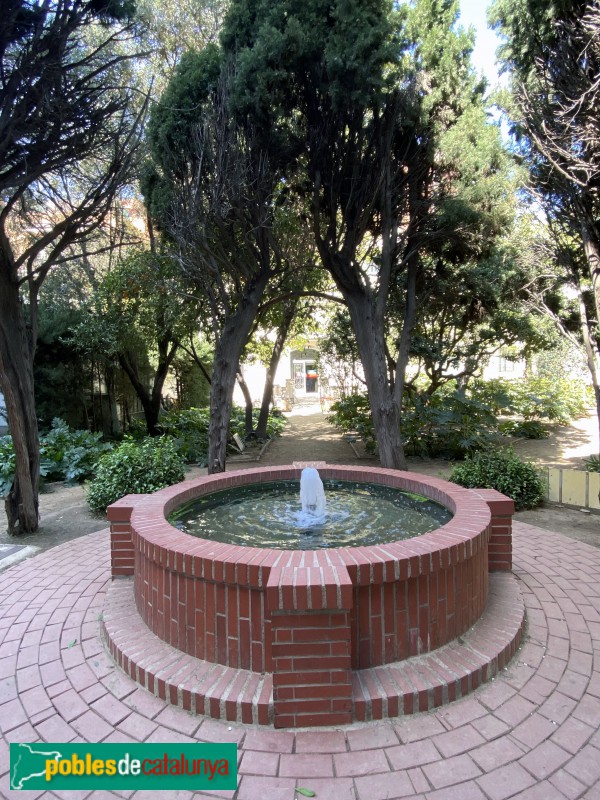 L'Hospitalet de Llobregat - Ca n'Arús. Jardins (Foto: Albert Esteves, 2021) L'Hospitalet de Llobregat - Ca n'Arús. Jardins