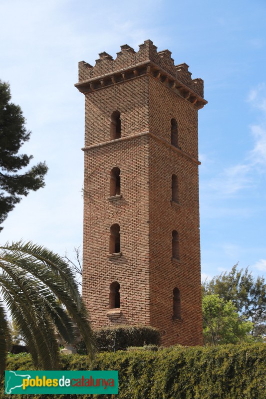 L'Hospitalet de Llobregat - Can Buxeres. Molí de vent (Foto: Albert Esteves, 2021) L'Hospitalet de Llobregat - Can Buxeres. Molí de vent