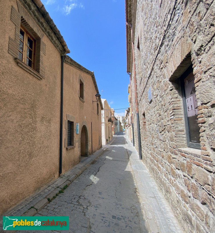 L'Hospitalet de Llobregat - Carrer Xipreret (Foto: Albert Esteves, 2021) L'Hospitalet de Llobregat - Carrer Xipreret