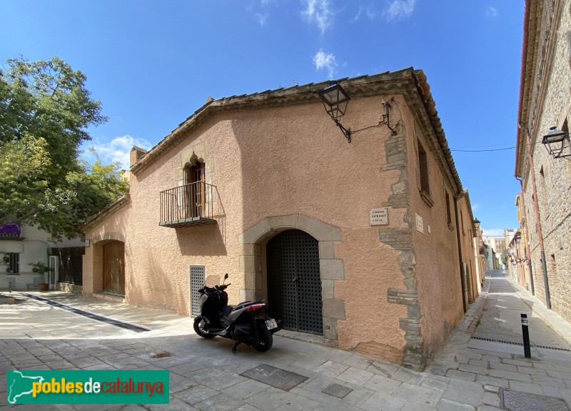 L'Hospitalet de Llobregat - Ca n'Oliver (Foto: Albert Esteves, 2021) L'Hospitalet de Llobregat - Ca n'Oliver