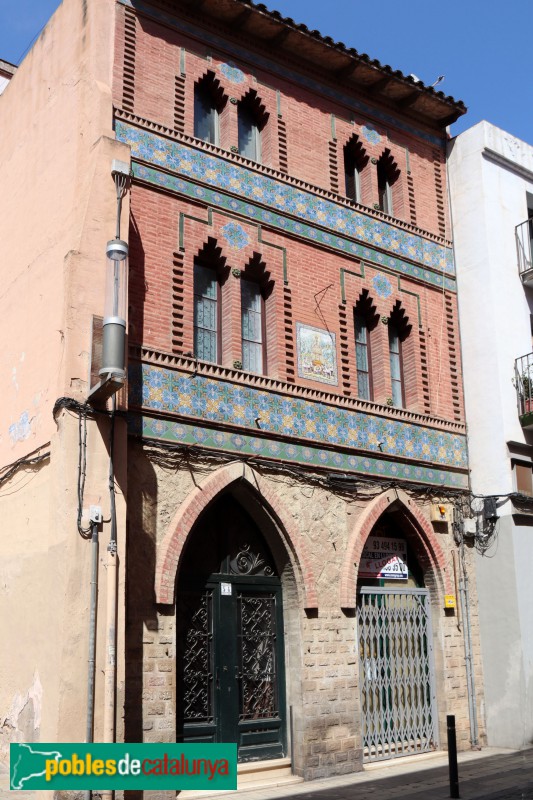 L'Hospitalet de Llobregat - Casa Macari Golferichs (Foto: Albert Esteves, 2021) L'Hospitalet de Llobregat - Casa Macari Golferichs