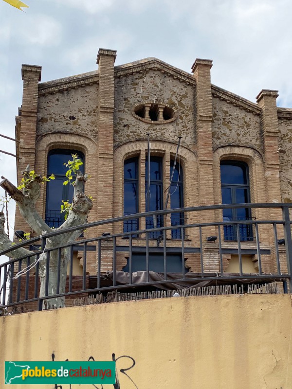 Sant Vicenç dels Horts - Centre Catòlic (Foto: Albert Esteves, 2021) Sant Vicenç dels Horts - Centre Catòlic