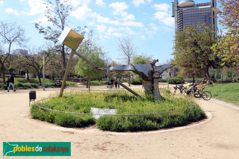 L'Hospitalet de Llobregat - Escultura Conseqüència d'equilibris (Foto: Albert Esteves, 2021) L'Hospitalet de Llobregat - Escultura Conseqüència d'equilibris