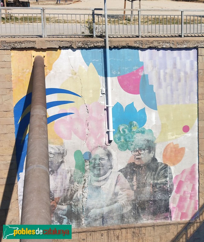 L'Hospitalet de Llobregat - Mural <i>La pell de l'Hospitalet</i> (Foto: Anna Corcoll, 2021) L'Hospitalet de Llobregat - Mural <i>La pell de l'Hospitalet</i>