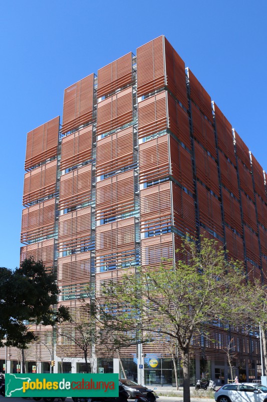 Barcelona - Gran Via, 159 (The Ó Building) (Foto: Albert Esteves, 2021) Barcelona - Gran Via, 159 (The Ó Building)