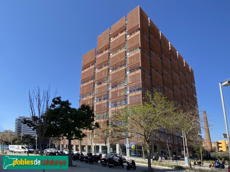 Barcelona - Gran Via, 159 (The Ó Building) (Foto: Albert Esteves, 2021) Barcelona - Gran Via, 159 (The Ó Building)